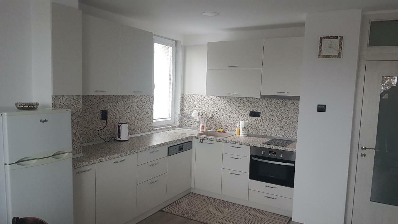 Roza Apartment 瓦爾納 外观 照片